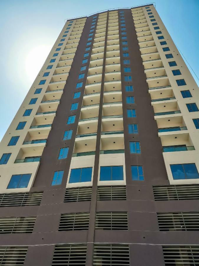 The Spot Residence Manama Extérieur photo